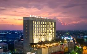 Mercure Solo
